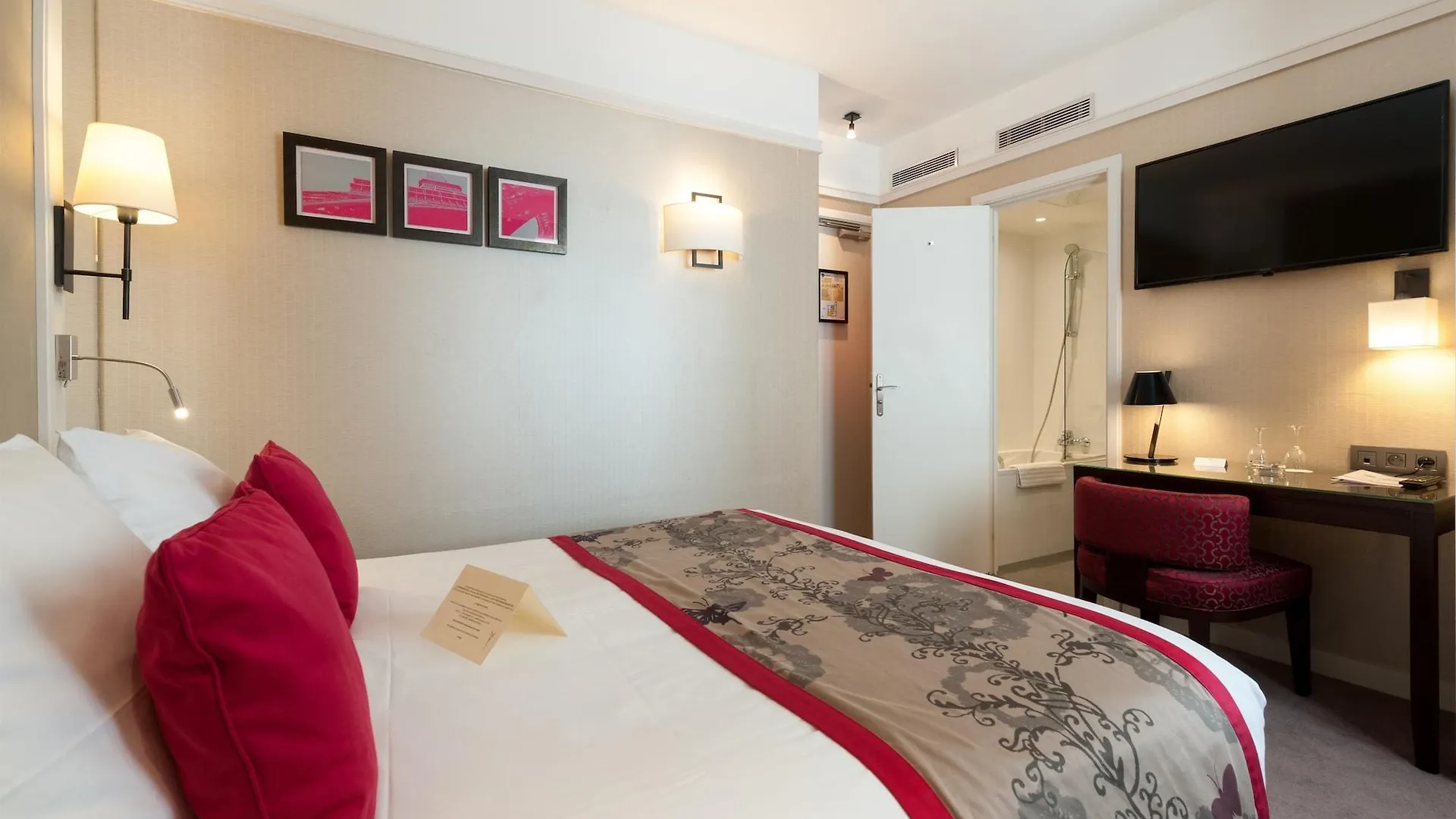 Western Sydney Opera Hotel 3*