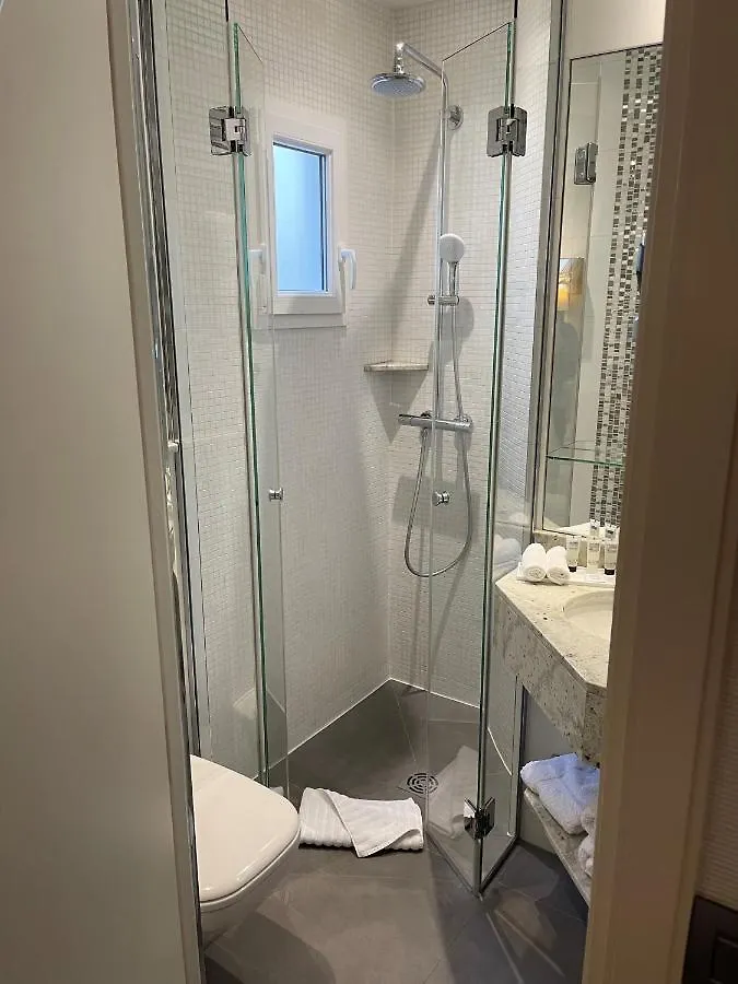 Otel Western Sydney Opera