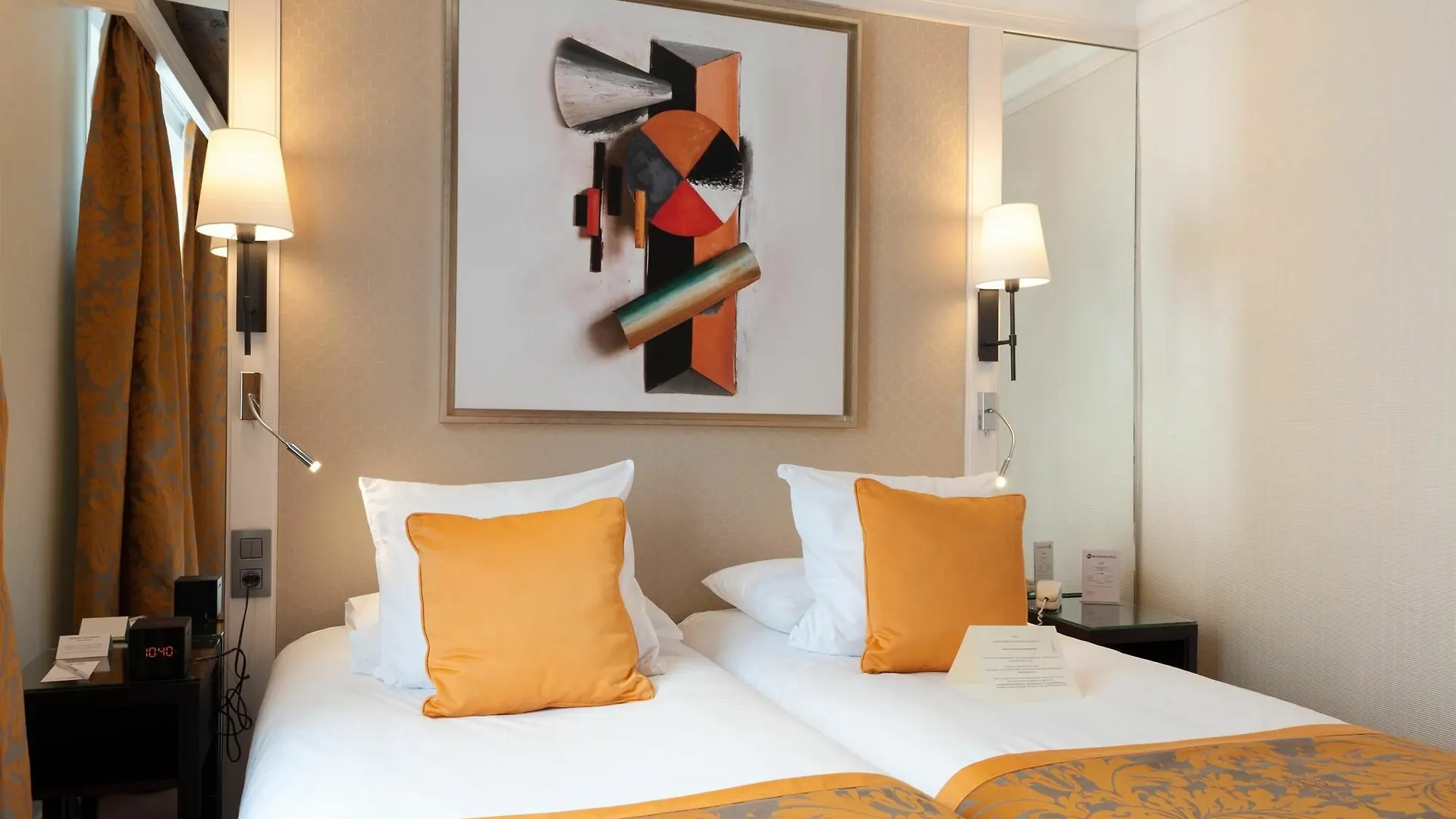 Western Sydney Opera Otel Paris